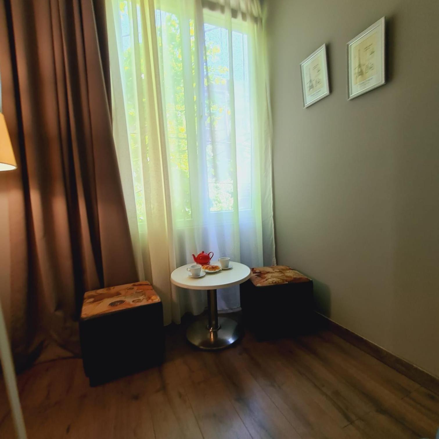 Driti Central Hotel ティラナ エクステリア 写真