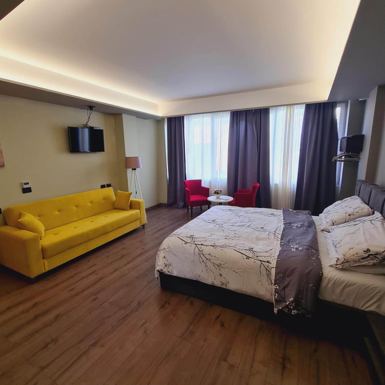 Driti Central Hotel ティラナ エクステリア 写真