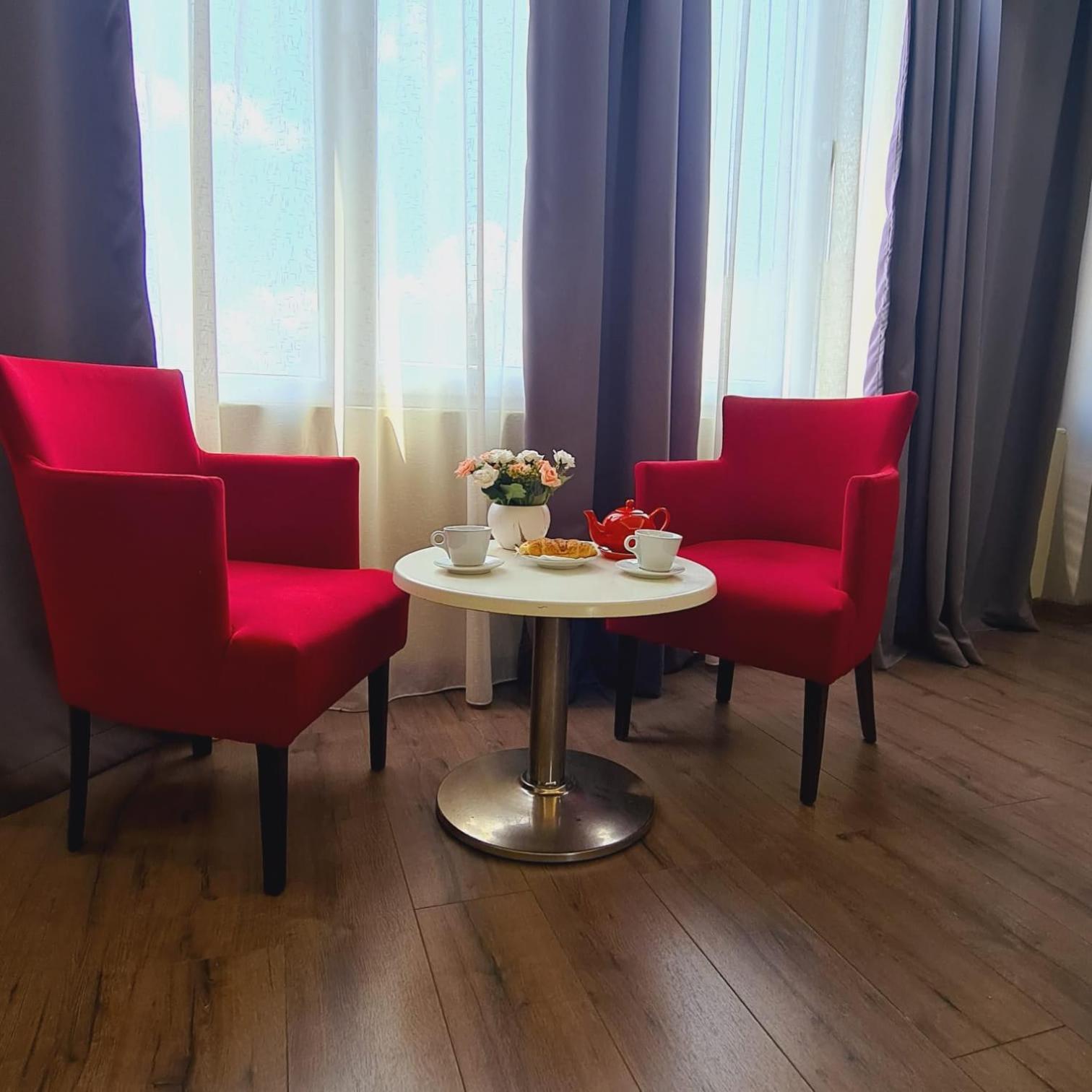 Driti Central Hotel ティラナ エクステリア 写真